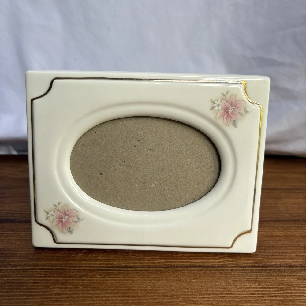 Vintage Porcelain Picture Frame Pink Floral Gold Trim Oval Photo Frame 7